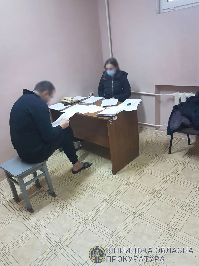 Новини Вінниці - фото з Забутий корупціонер: отримав штраф за хабар у 2000 доларів. Де нині ексчиновник Вінницької ОВА?