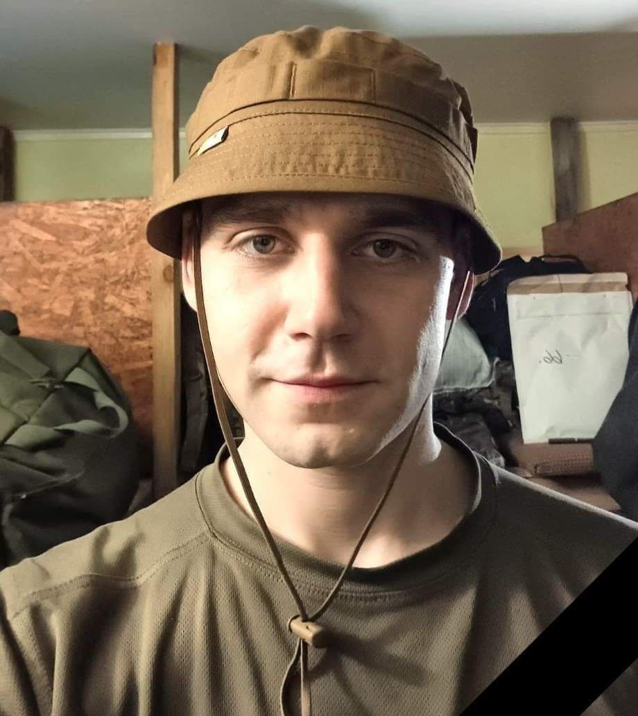 Новини Тернополя - фото з Віддайте шану захиснику, якому назавжди 26: родичі воїна просять підписати петицію про звання Героя