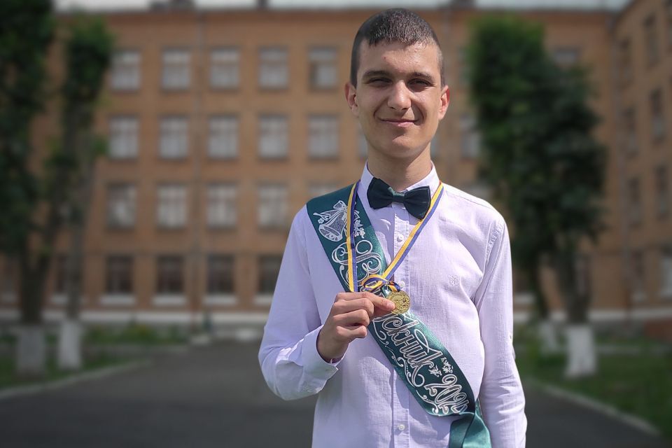 200 балів з двох предметів: історія Олександра з хмельницького ліцею, який успішно склав НМТ