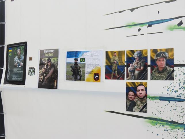 Новини Тернополя - фото з Поклали життя за Україну: як у Тернополі вшановують загиблих іноземних добровольців