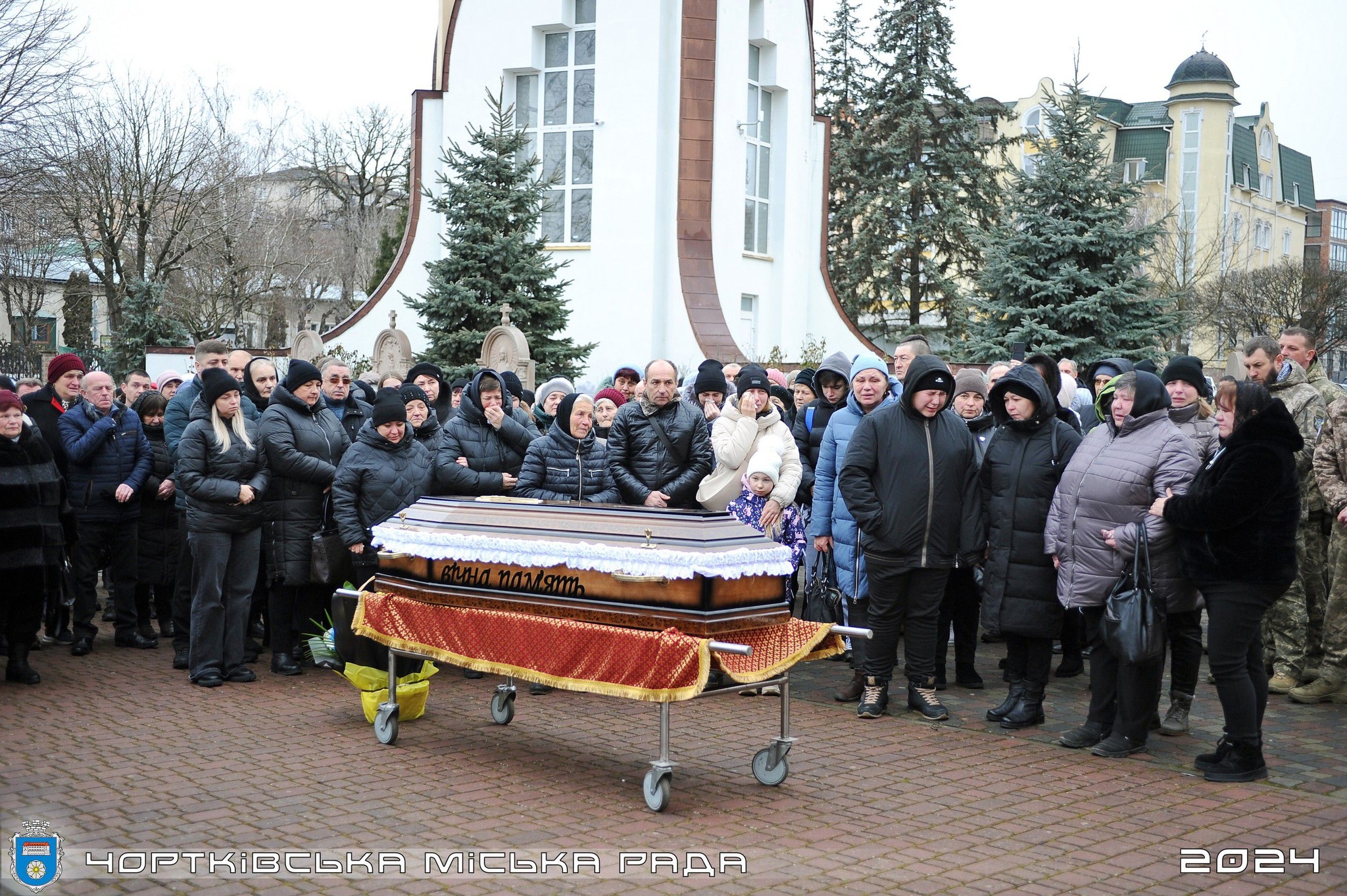 На зображенні може бути: 7 людей та текст