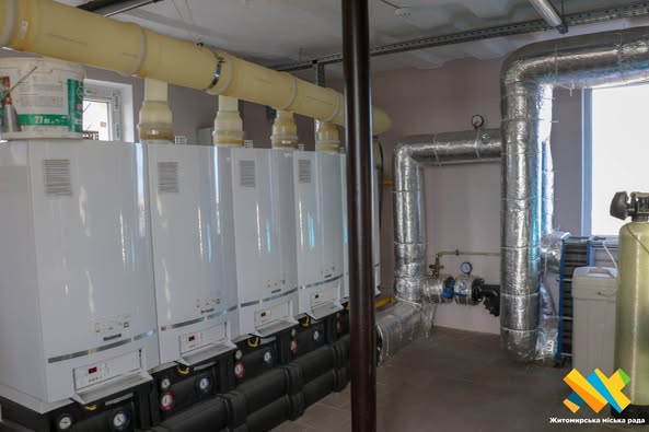 Новини Житомира - фото з ОСББ на Ріхтера, 30: у Житомирі провели комплексну термомодернізацію багатоповерхівки