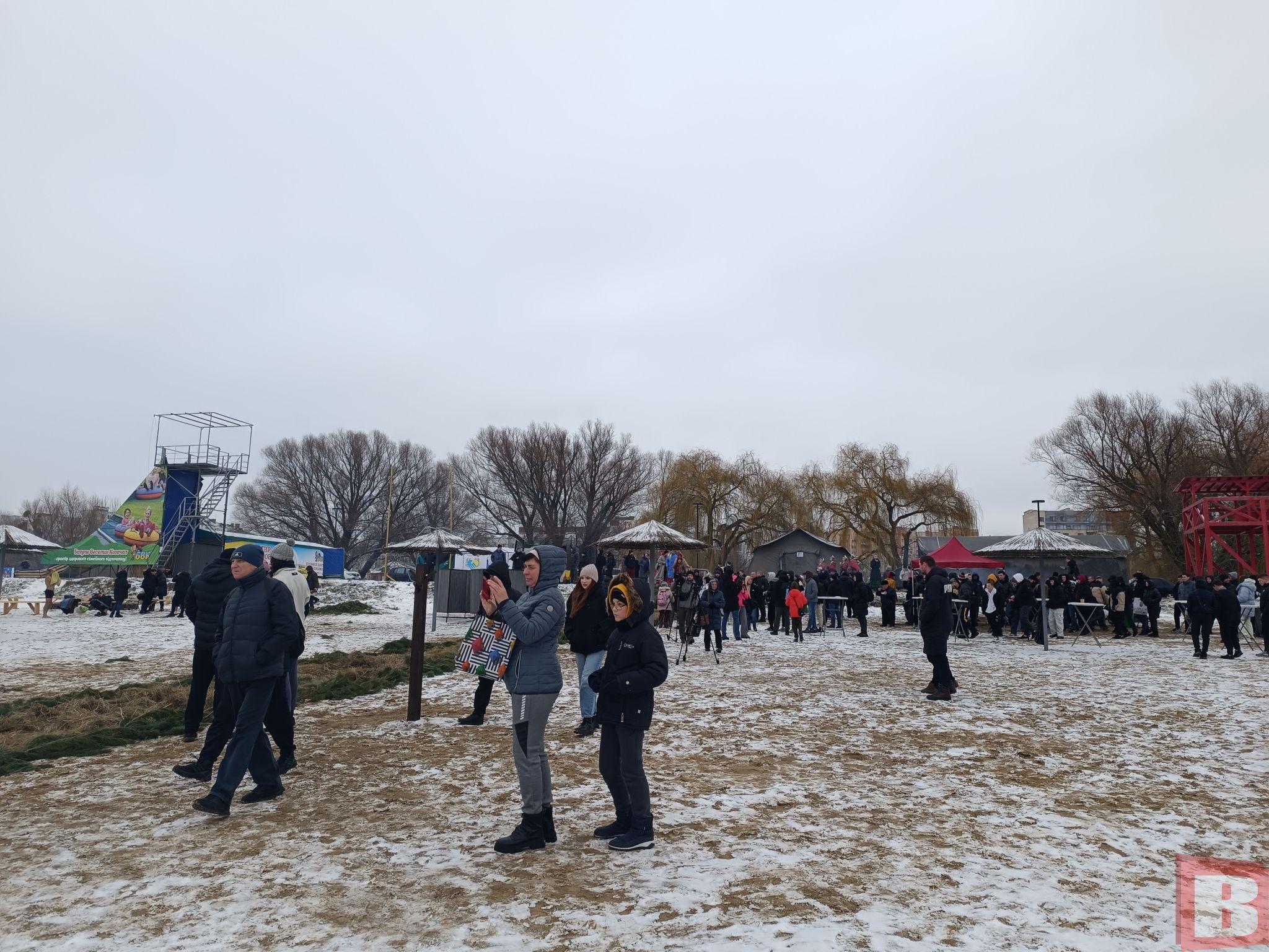 Новини Хмельницького - фото з Як хмельничани занурювались в ополонку на Водохреще (РЕПОРТАЖ)