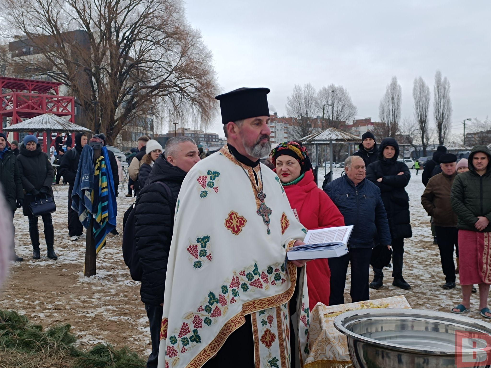 Новини Хмельницького - фото з Як хмельничани занурювались в ополонку на Водохреще (РЕПОРТАЖ)