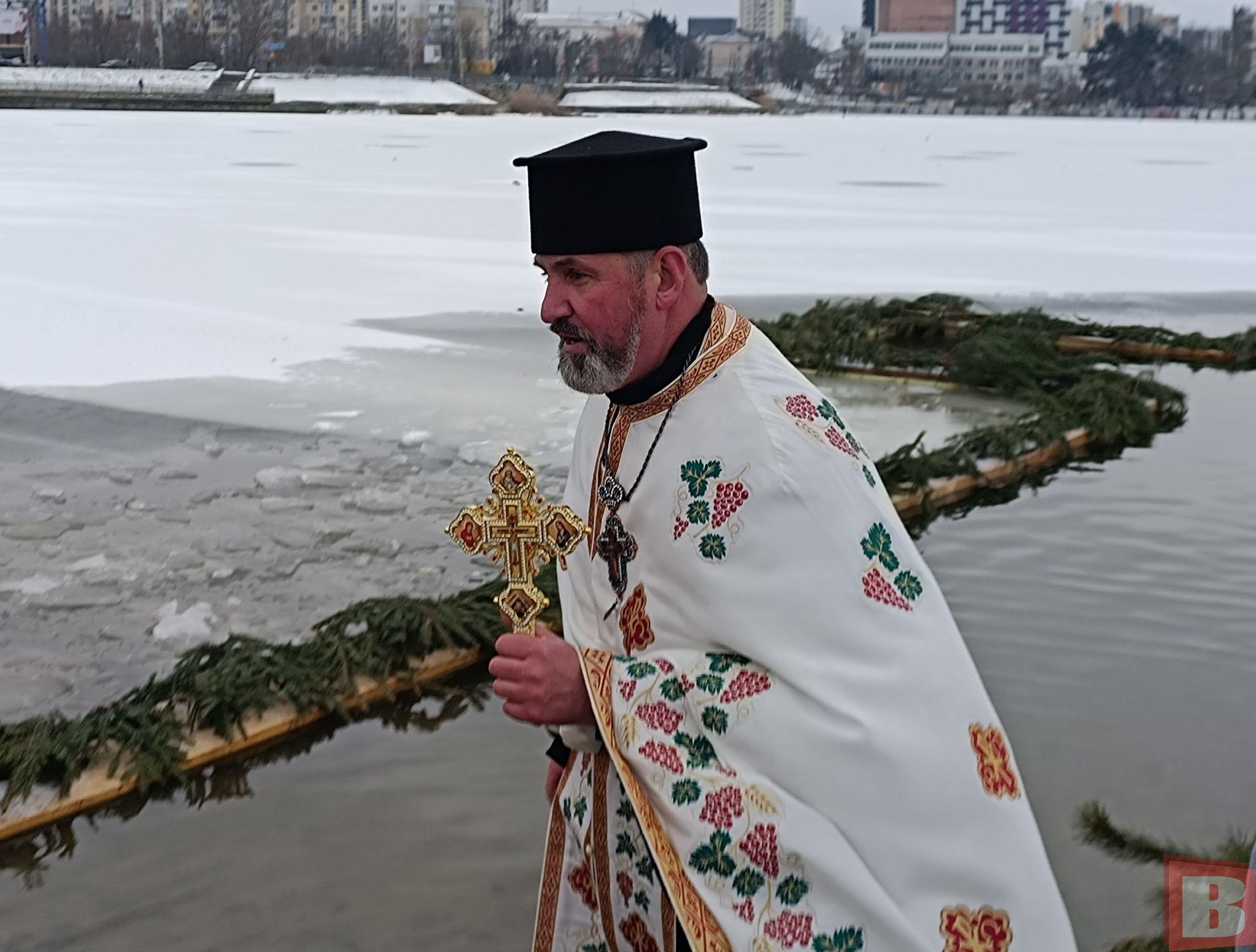 Новини Хмельницького - фото з Як хмельничани занурювались в ополонку на Водохреще (РЕПОРТАЖ)