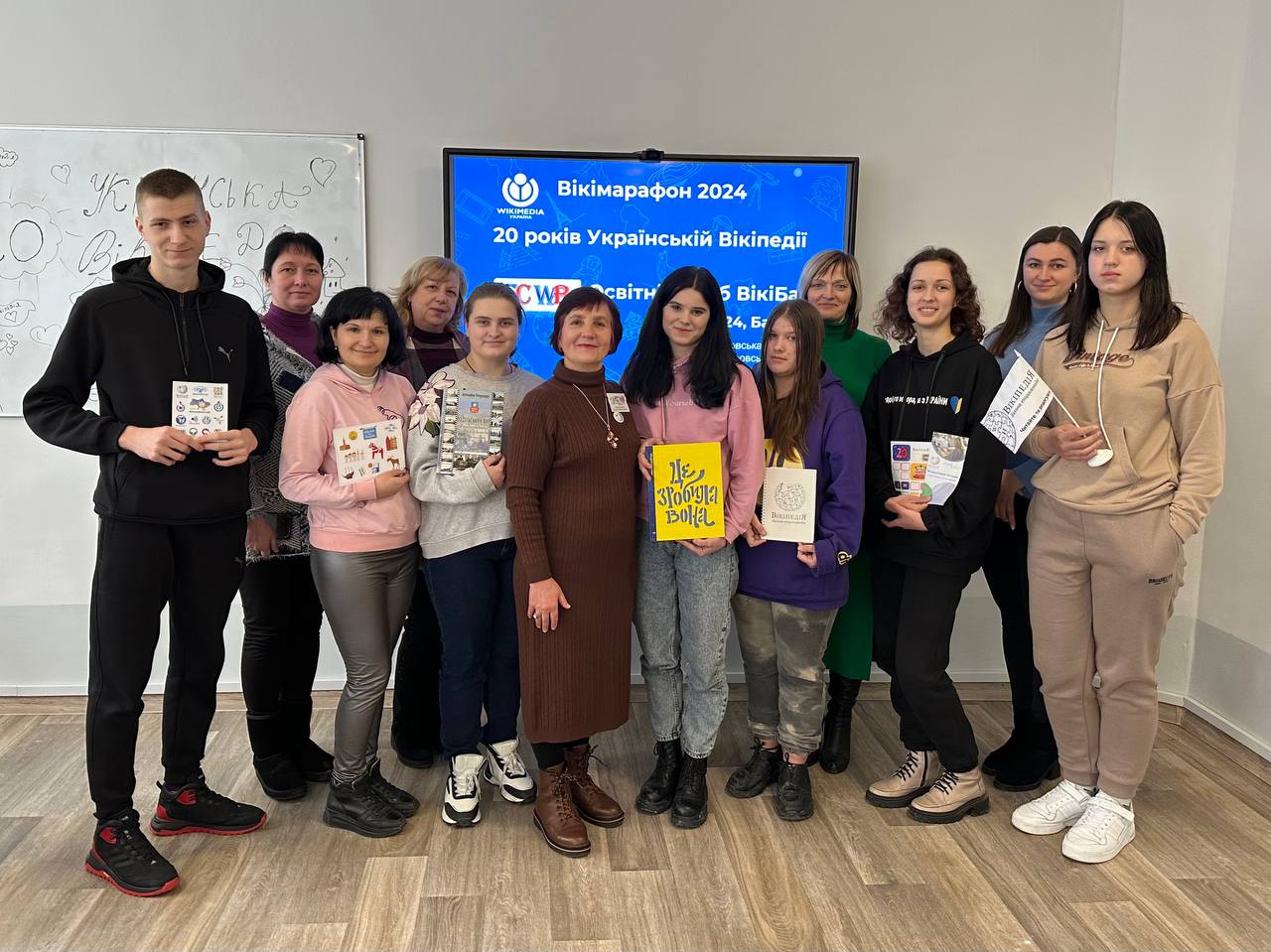 Новини Вінниці - фото з «Як зустрілася із засновником Вікіпедії»: вчителька з Бара подала до вільної енциклопедії понад 500 статей та 4000 фото