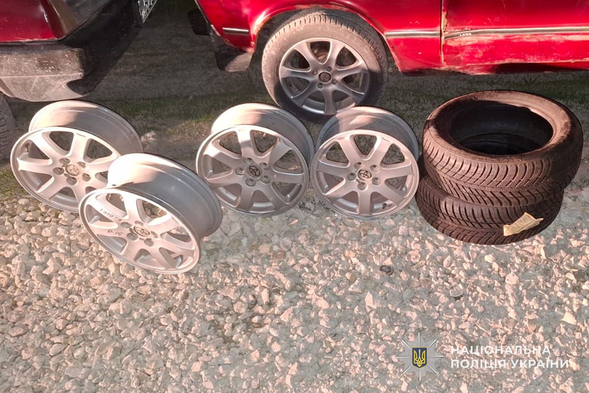 Новини Тернополя - фото з Двоє неповнолітніх обікрали склад автозапчастин — поліція