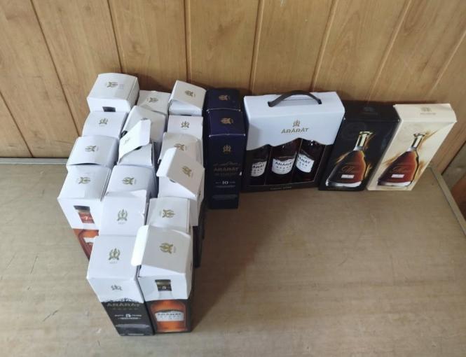 Новини Вінниці - фото з З Молдови до Вінниччини жінка хотіла незаконно провезти 23 пляшки бренді та коньяку