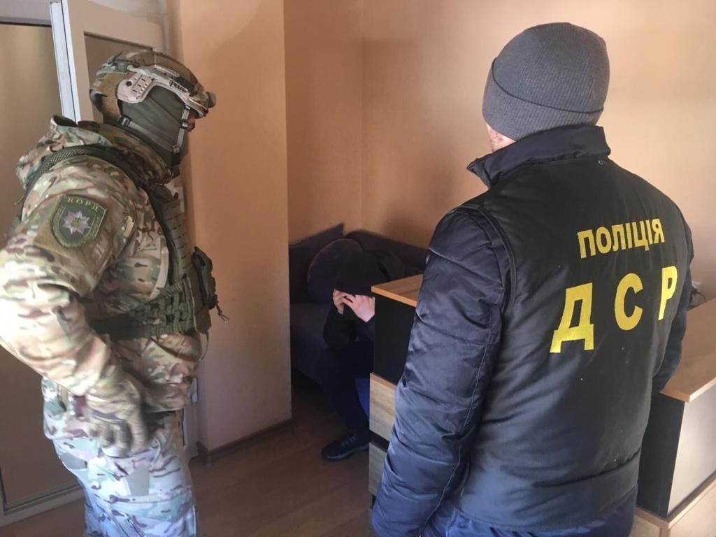 Новини Вінниці - фото з Забутий корупціонер: хтось утік, а хтось зізнався. Що з гніванською справою про 100 тисяч доларів?