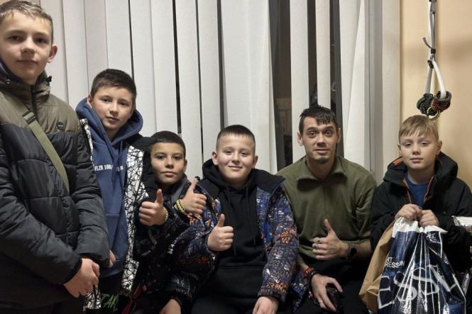 Новини Вінниці - фото з ТОП важливих новин на «20 хвилин» від 6 по 13 січня, які ви могли пропустити «Там багато хлопчиків, які втратили руки, ноги, зір». Учні 27-го ліцею відвідують поранених