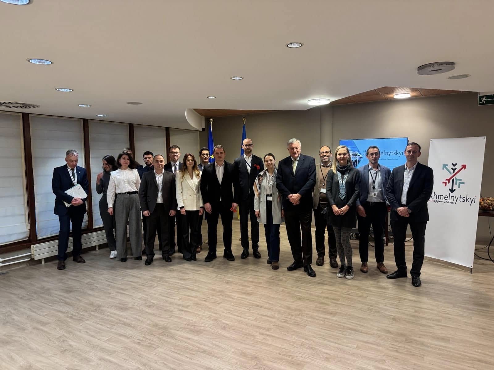 На зображенні може бути: 13 людей