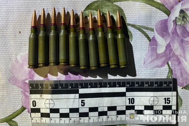 Новини Вінниці - фото з Під час обшуку в будинку жмеринчанина вилучили кустарно виготовлену рушницю, обріз та набої