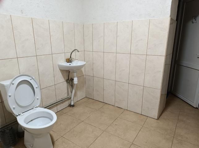 Новини Тернополя - фото з Взимку туалет не потрібен? Перевірили громадські вбиральні: частина із них зачинені