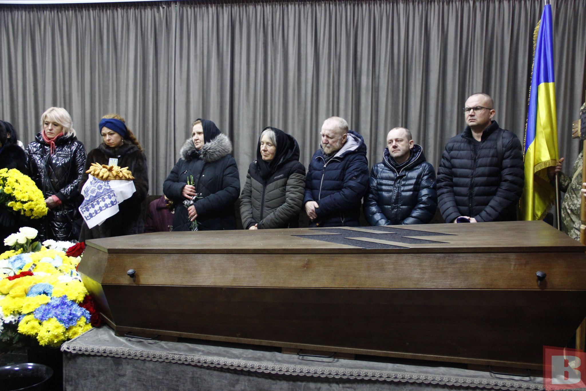 Новини Хмельницького - фото з Йому було 23: у Хмельницькому попрощалися з Богданом Мединським