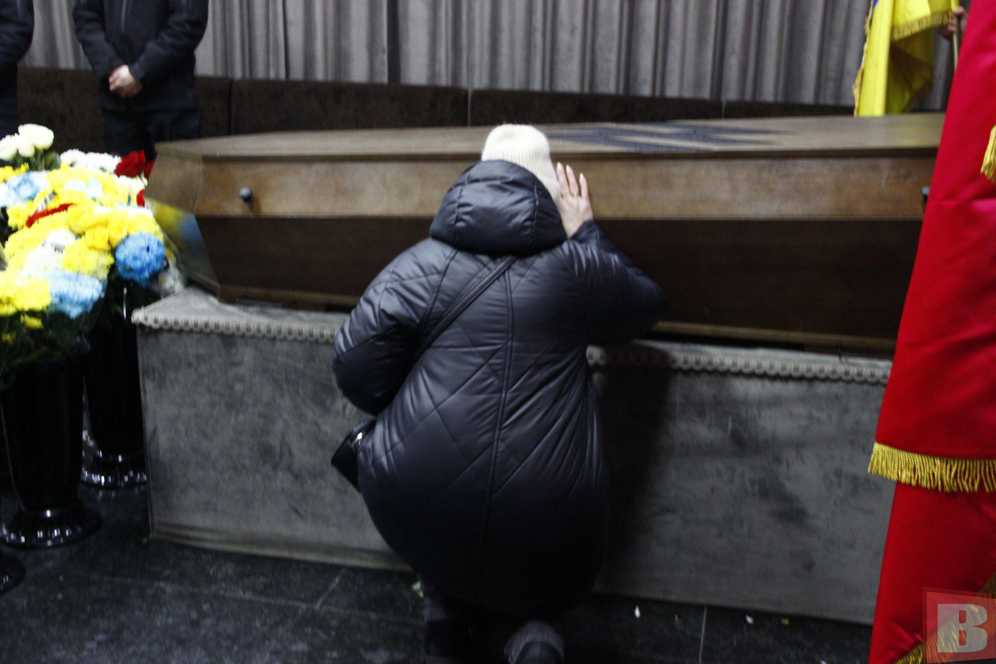 Новини Хмельницького - фото з Йому було 23: у Хмельницькому попрощалися з Богданом Мединським