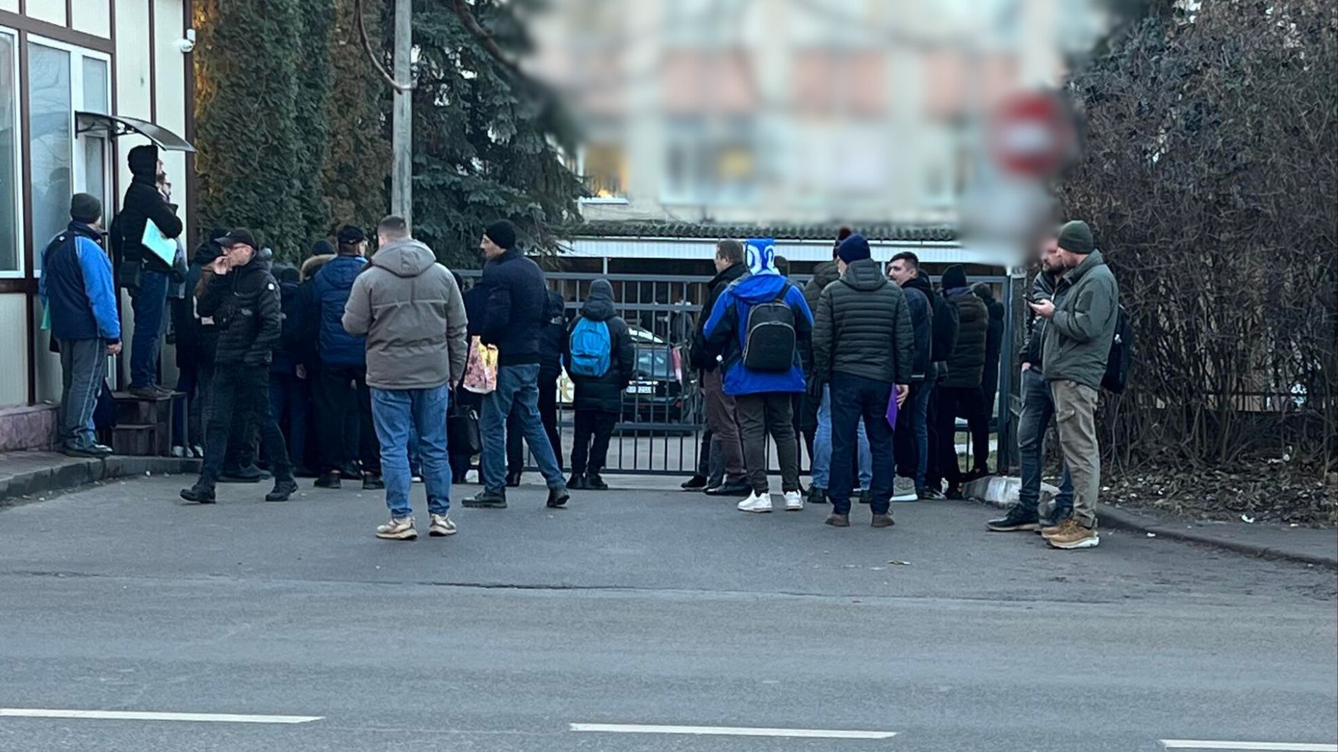 Новини Тернополя - фото з Пройти ВЛК до 4 лютого – місія нездійсненна? Тернополяни скаржаться на паперові списки та черги в ТЦК