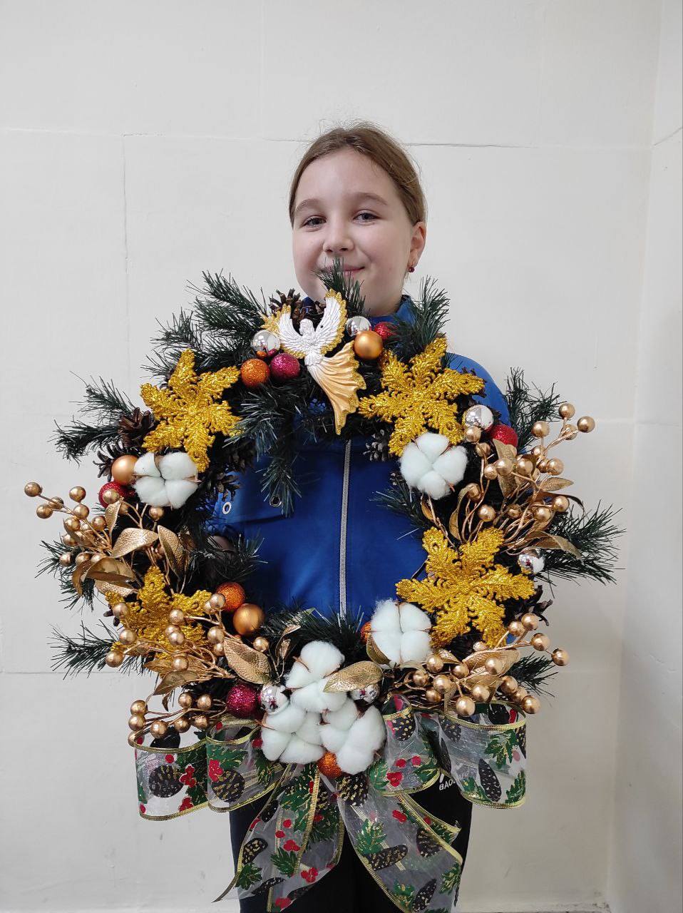 Новини Козятина - фото з Різдвяний вінок Анастасії Пясецької вразив журі — козятинчанка виграла Гран-Прі