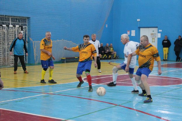 Новини Тернополя - фото з Стартує ветеранський чемпіонат Тернопільщини з футзалу