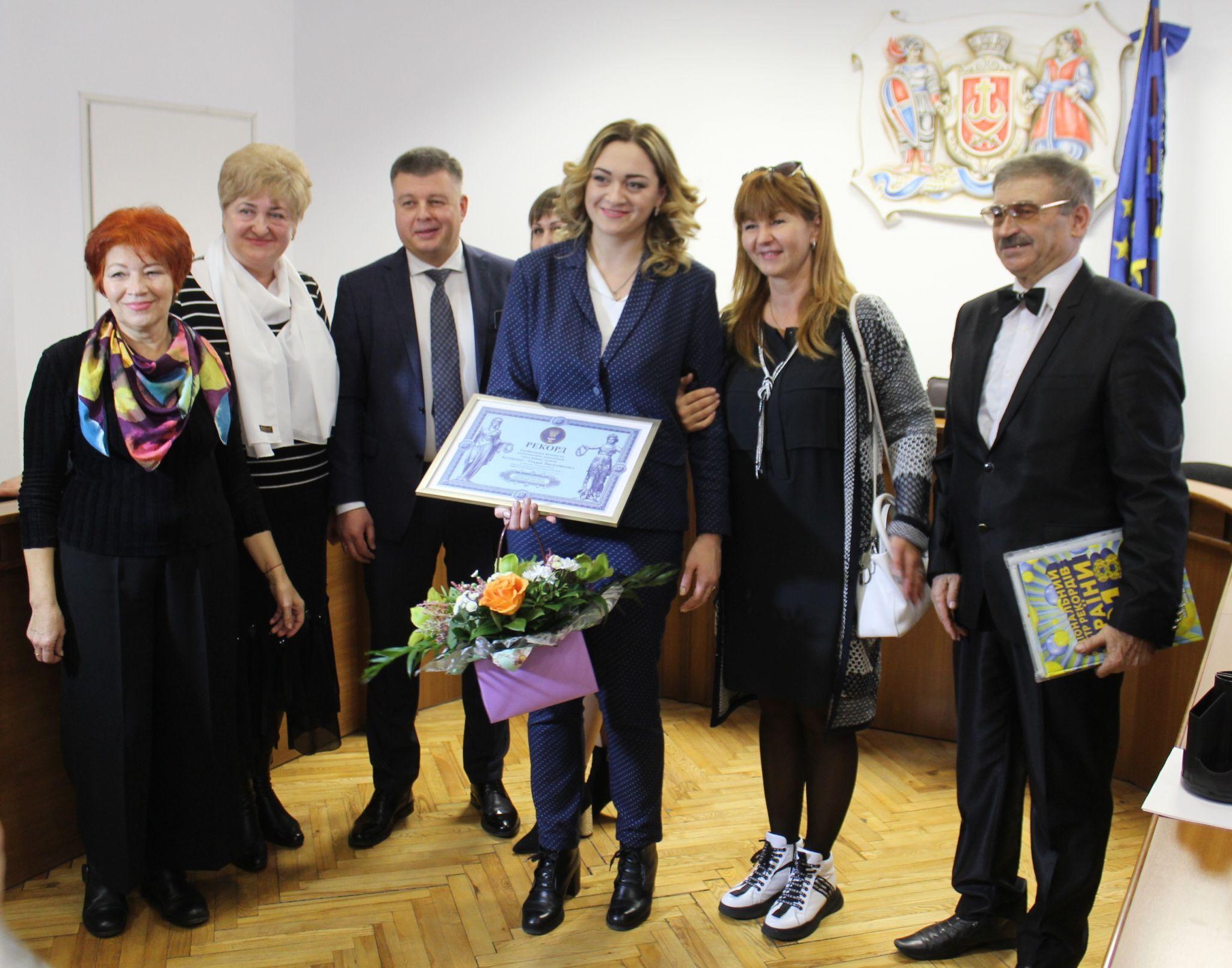 Новини Вінниці - фото з «Париж не для мене»: розмова з вінничанкою, яка єдина в Україні має дев’ять дипломів про освіту