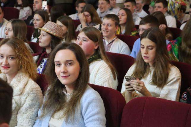 Новини Тернополя - фото з У Тернополі на святі розколяди зібралися 19 колективів з різних куточків області
