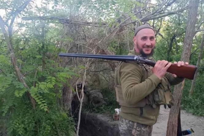 Подзвонив командир і сказав: «Тримайся, Саша загинув»... Дві години не могли забрати пораненого з позиції