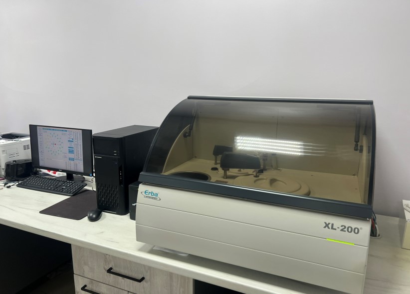 Новини Тернополя - фото з У Чортківській лікарні за рік з'явилось нове обладнання майже на п'ять мільйонів гривень На зображенні може бути: текст