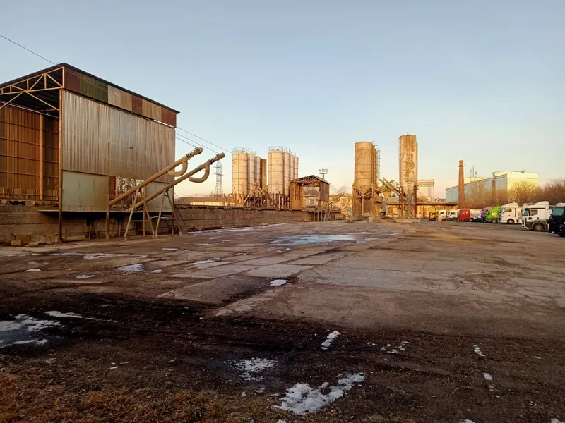 Новини Хмельницького - фото з Майно «Облпалива» біля Хмельницького продають за 62,2 мільйона. Хто хоче купити? 8.jpg