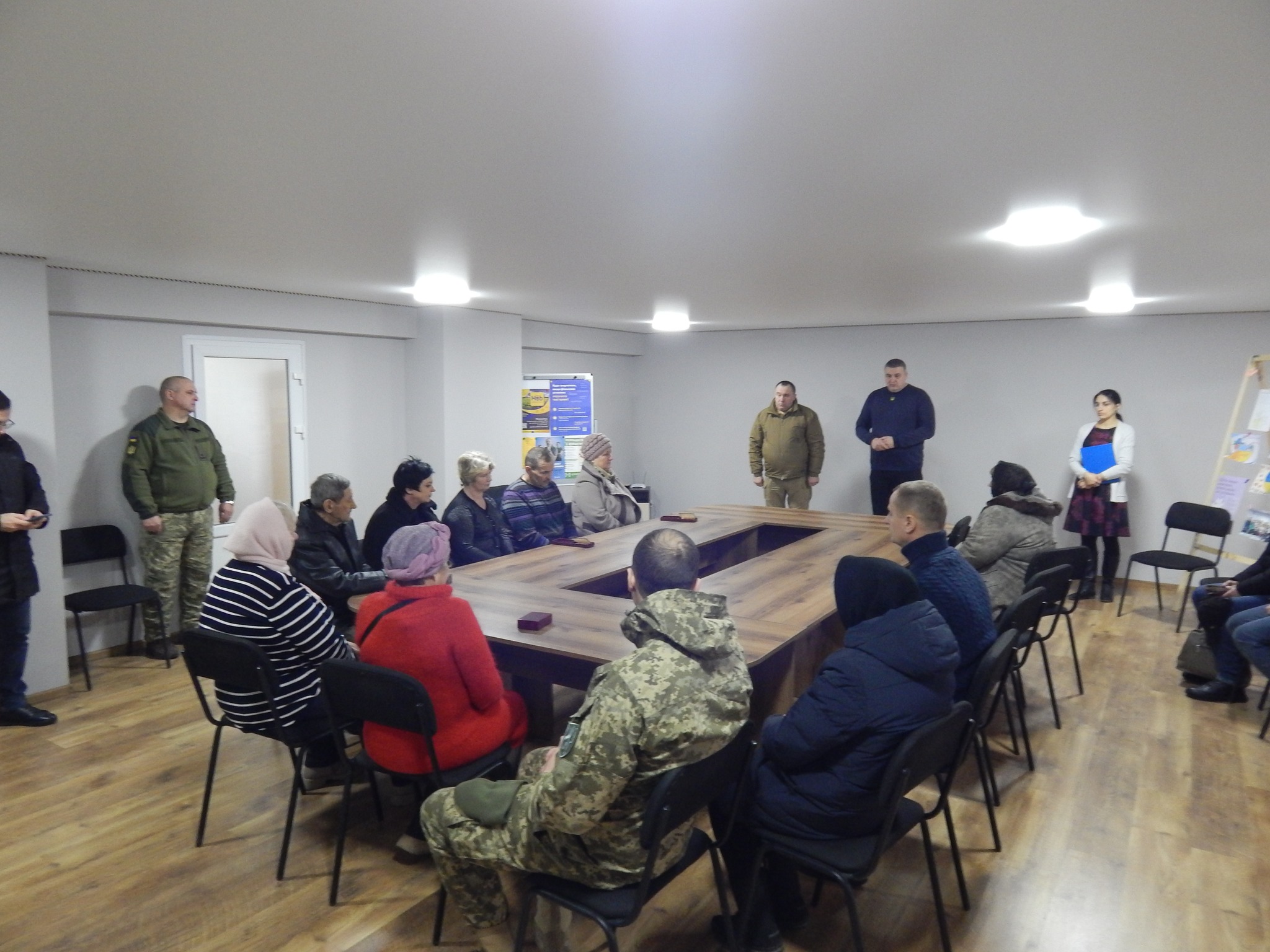 Новини Хмельницького - фото з Сімох військових з Хмельниччини відзначили посмертно. Імена