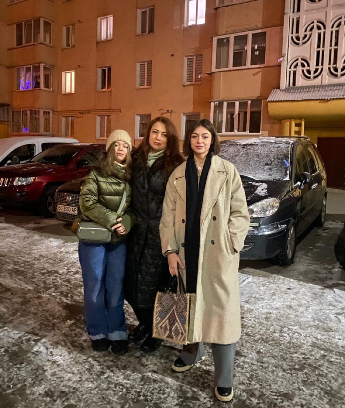 Новини Тернополя - фото з «Треба навчитися жити – без Вітальчика…» Як живе родина, що пережила удар дрона у квартиру