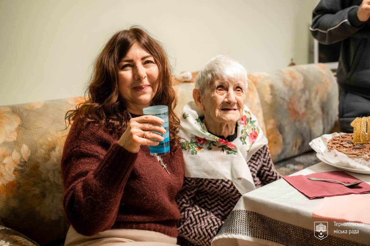 Новини Тернополя - фото з 100 років виповнилося тернополянці Улянії Пенцак