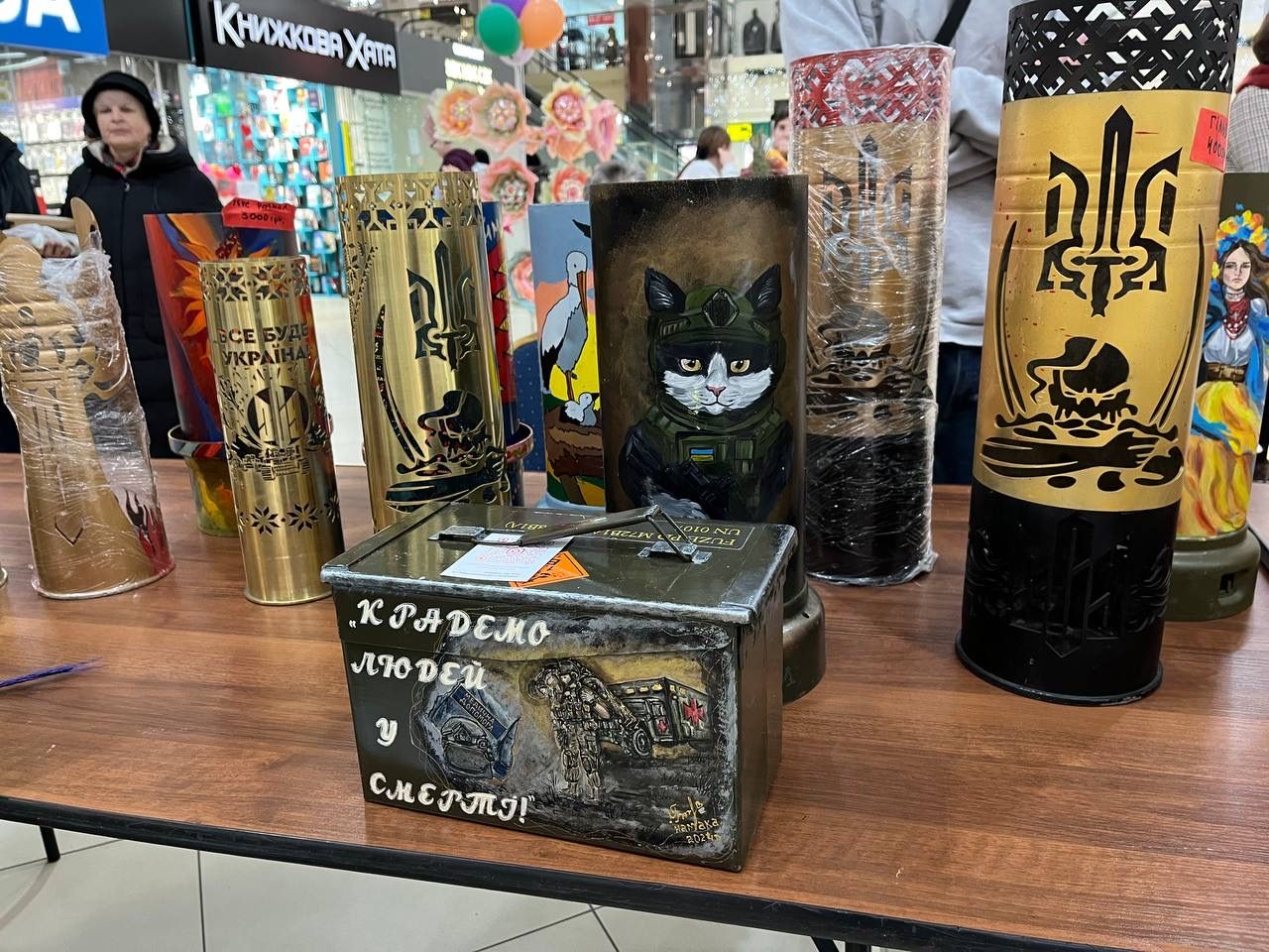 Новини Тернополя - фото з Пісні співаємо — на аптечки для ЗСУ збираємо! Репортаж з благодійної «Розколяди»