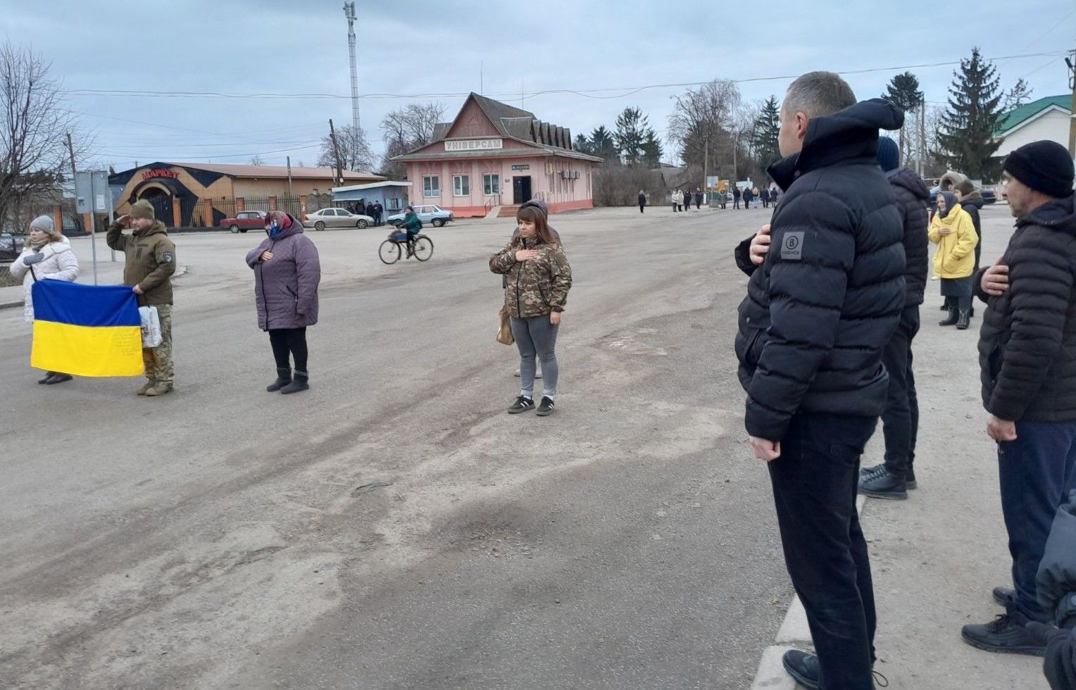 Новини Вінниці - фото з «Під час хвилини мовчання слухав російську музику»: як в Уланові вшановують пам’ять полеглих на війні