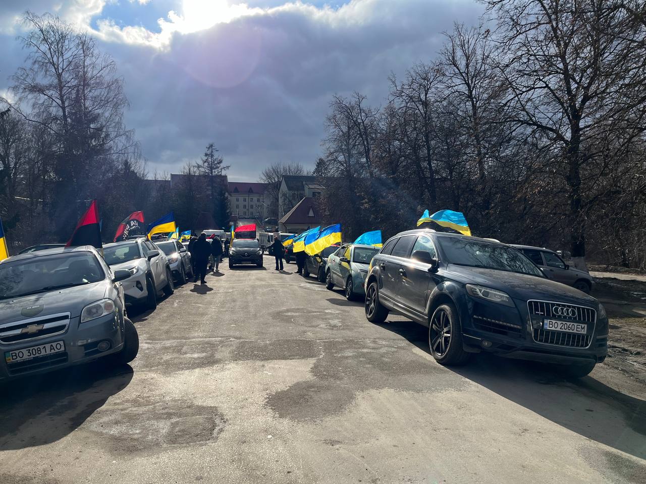 Новини Тернополя - фото з Як тернопільська волонтерка на псевдо «Відьма» супроводжує героїв «На щиті»