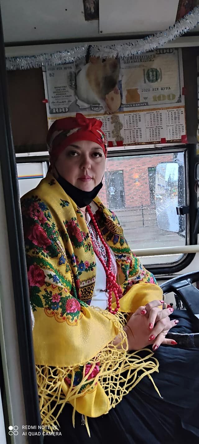 Новини Тернополя - фото з Як тернопільська волонтерка на псевдо «Відьма» супроводжує героїв «На щиті»