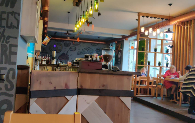 Новини Тернополя - фото з Подавали різні види штруделів та проводили кулінарні змагання: яким був ресторан «Йозеф Штрудель»