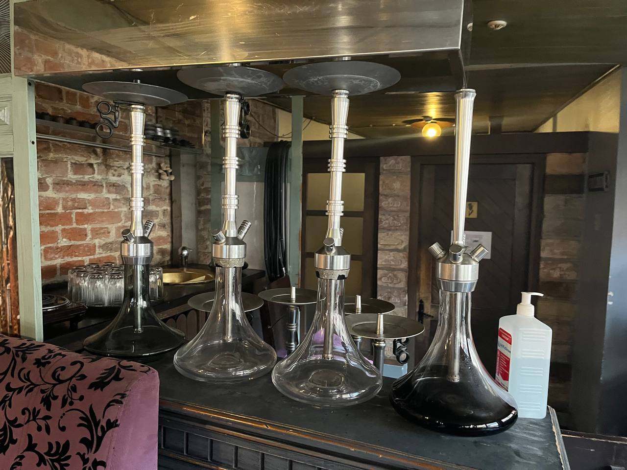 Новини Тернополя - фото з Чи реально у закладах Тернополя замовити кальян попри заборону? Експеримент «20 хвилин»