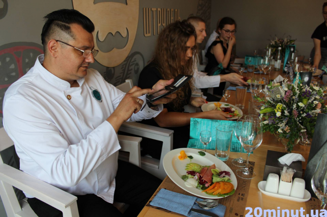 Новини Тернополя - фото з Подавали різні види штруделів та проводили кулінарні змагання: яким був ресторан «Йозеф Штрудель»