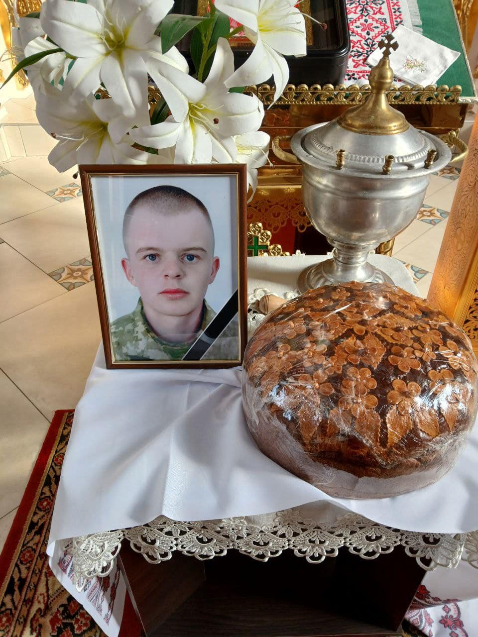 Новини Хмельницького - фото з «На щиті» повернувся 21-річний військовий з Хмельниччини Дмитро Гавриленко