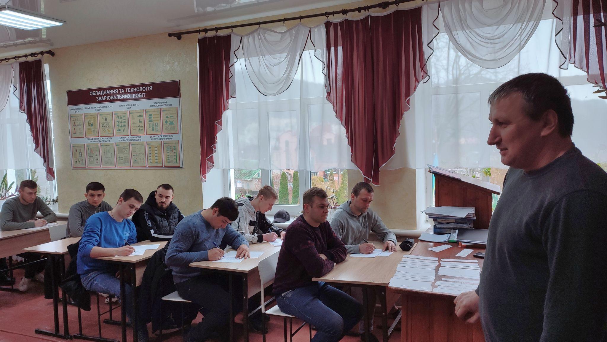 Новини Тернополя - фото з Безоплатне навчання та місце роботи в кишені: навчально-практичні центри допомагають у відбудові