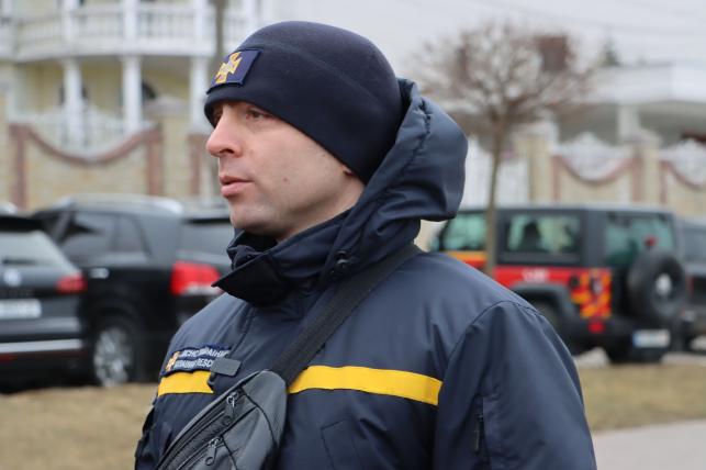 Новини Тернополя - фото з Лід тріщить під ногами, а на Тернопільський Став все одно йдуть рибалки