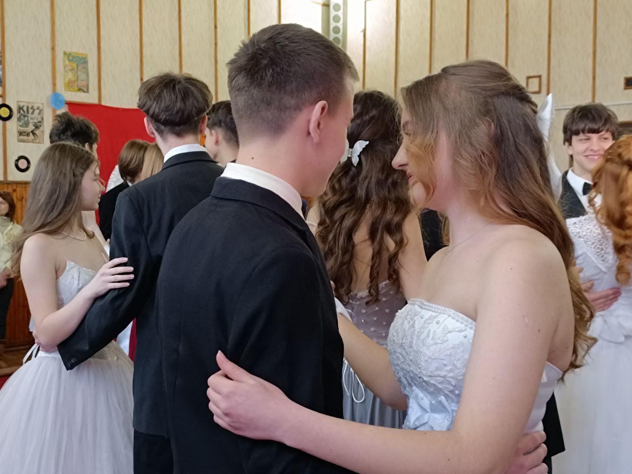 Новини Вінниці - фото з Благодійний бал у Вінниці: студенти техколеджу зібрали 15 тисяч гривень на підтримку ЗСУ