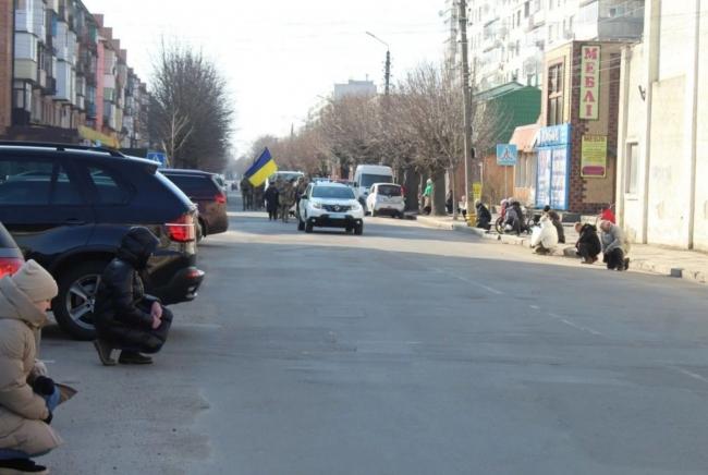 Новини Вінниці - фото з Більше місяця у комі.. В Козятині прощалися з військовим Микитою Медведєвим