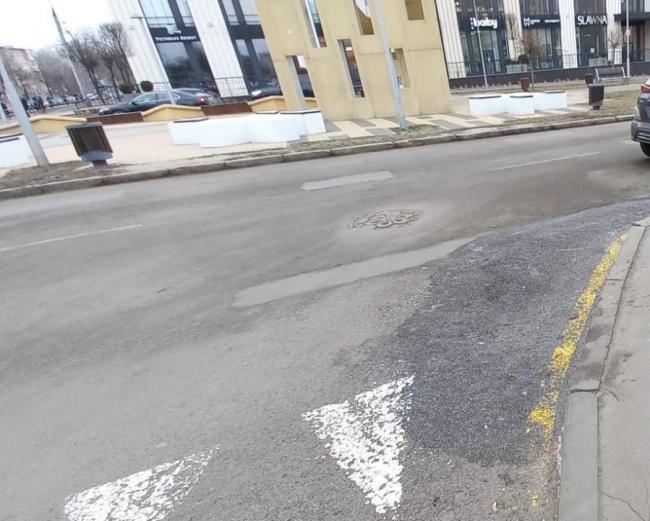 Новини Вінниці - фото з Працівники кав'ярні на Космонавтів вилили відходи прямо на дорогу