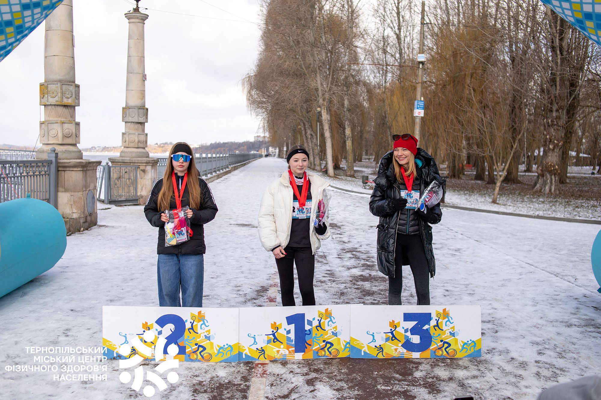 Новини Тернополя - фото з 35 тернополян взяли участь у легкоатлетичному забігу «Закохані у біг»