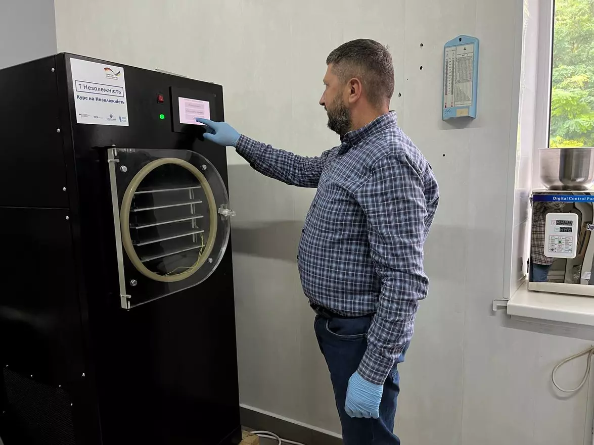 Новини Тернополя - фото з Зіпсовані продукти й тисячі гривень на паливо: підприємці Тернополя про обмеження електрики для них