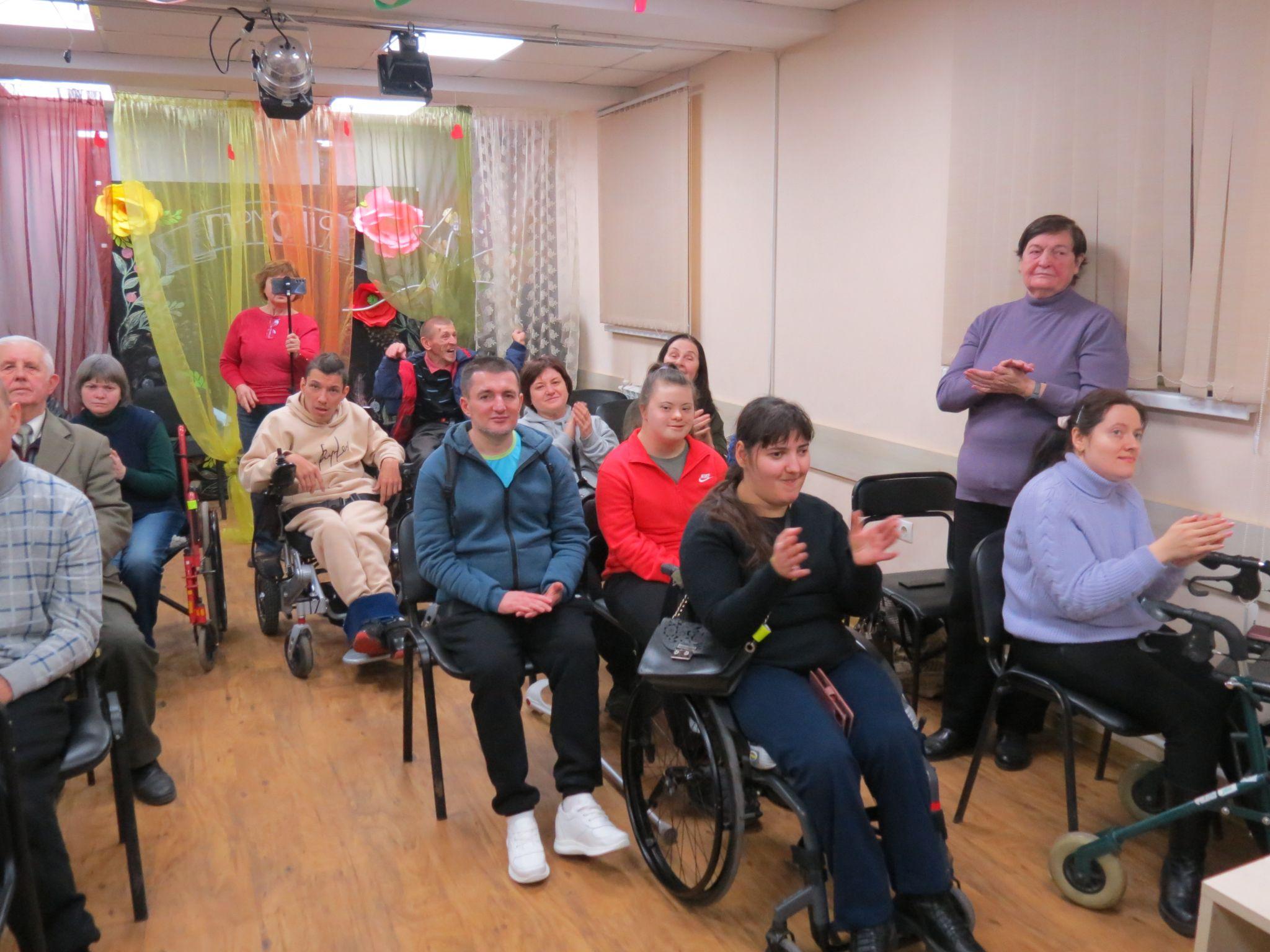 Новини Вінниці - фото з У центрі реабілітації «Гармонія» влаштували концерт «Коли ми разом»