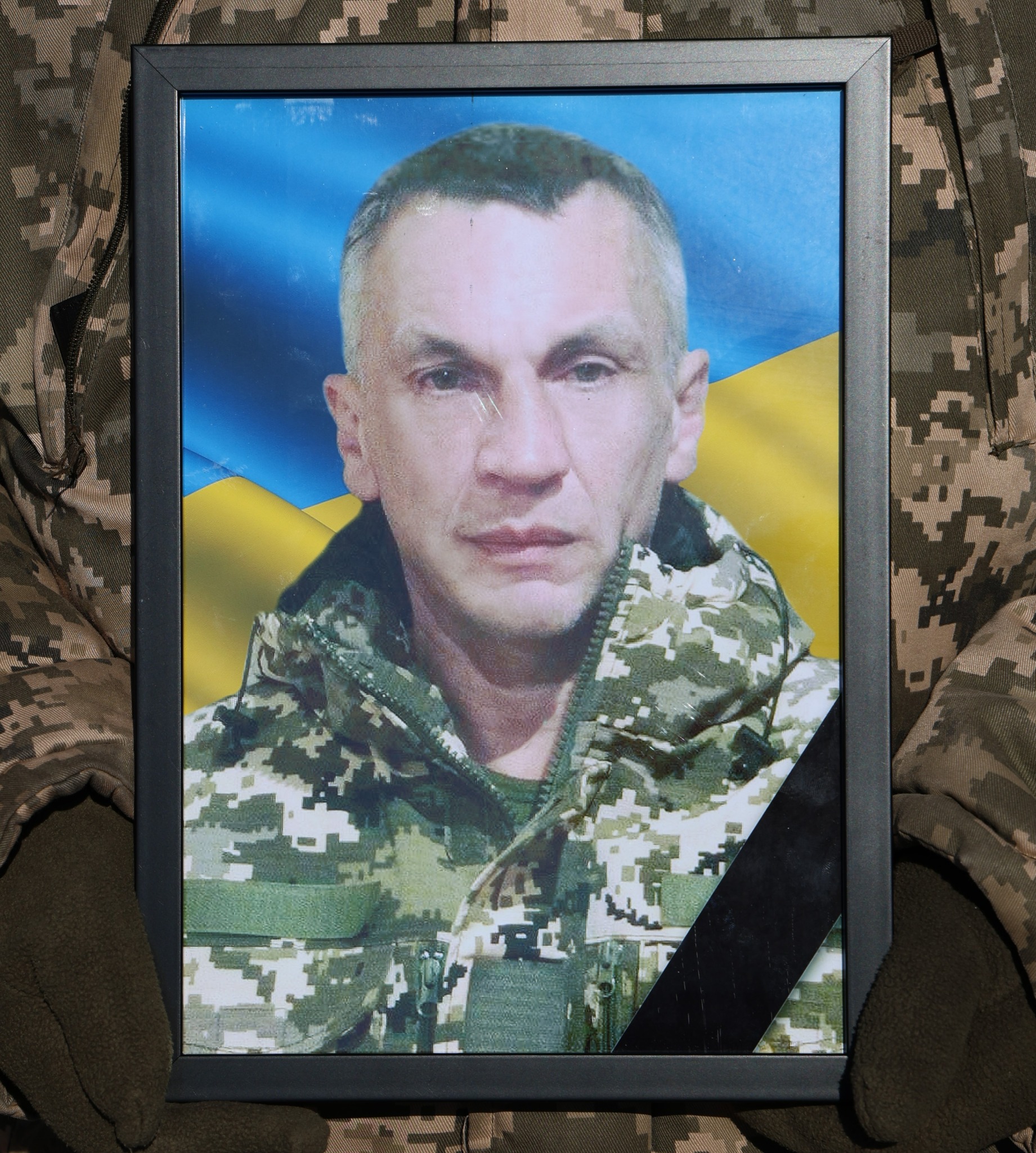 Новини Хмельницького - фото з У громадах Хмельниччини попрощались з двома військовими
