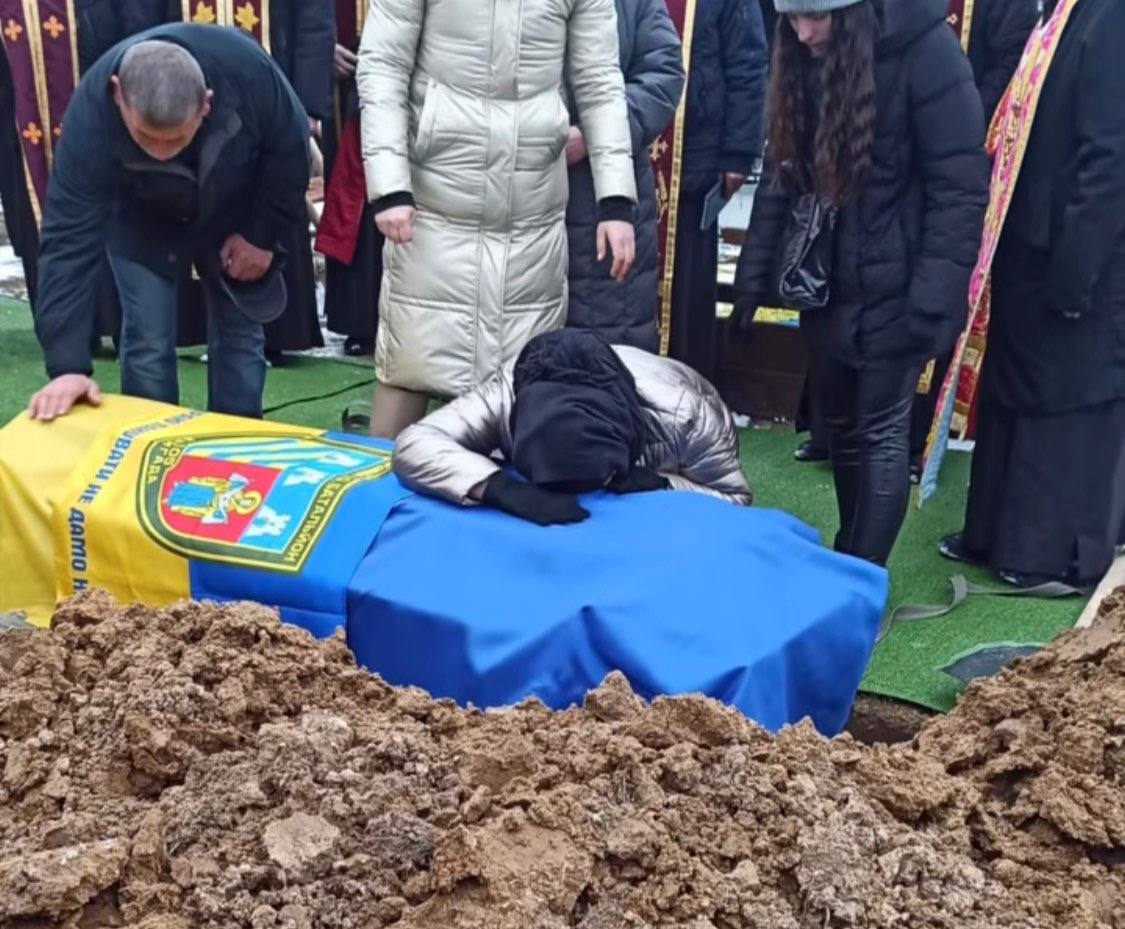 Новини Тернополя - фото з Любив Україну понад усе та мріяв обійняти сина. Напередодні 30-річчя загинув боєць Олександр Катинський
