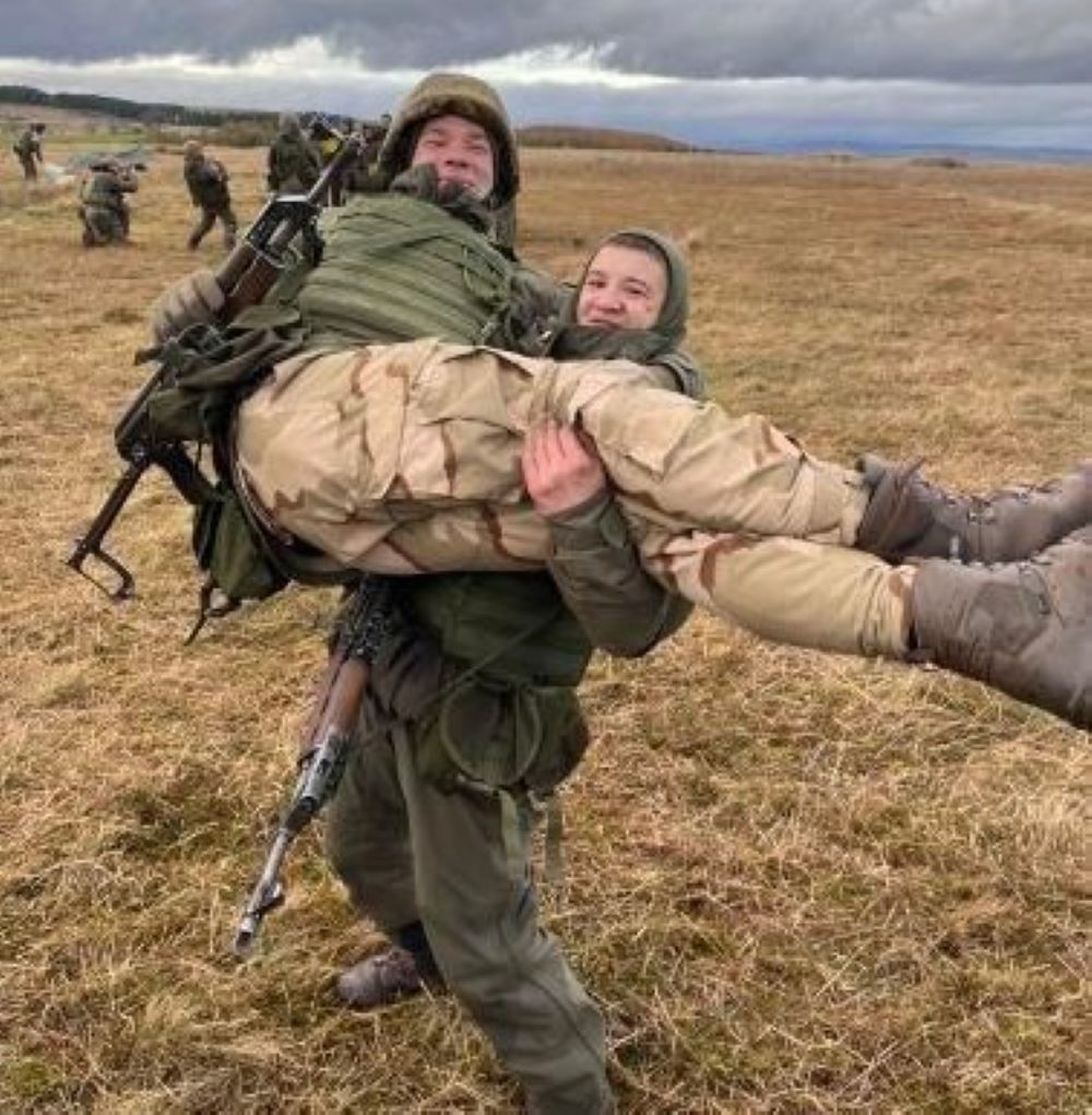 Новини Вінниці - фото з «Можна вас називати мамою?»: тіло круглого сироти виніс з поля бою названий батько