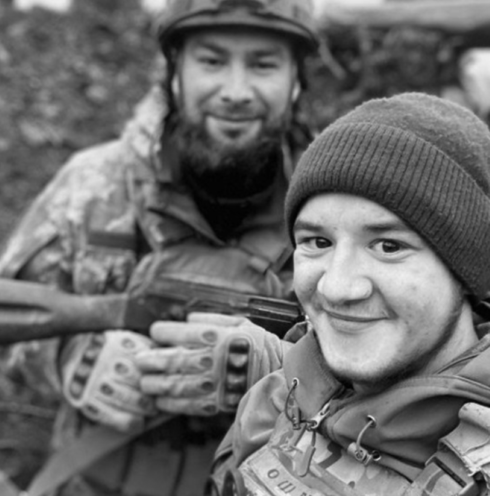 Новини Вінниці - фото з «Можна вас називати мамою?»: тіло круглого сироти виніс з поля бою названий батько